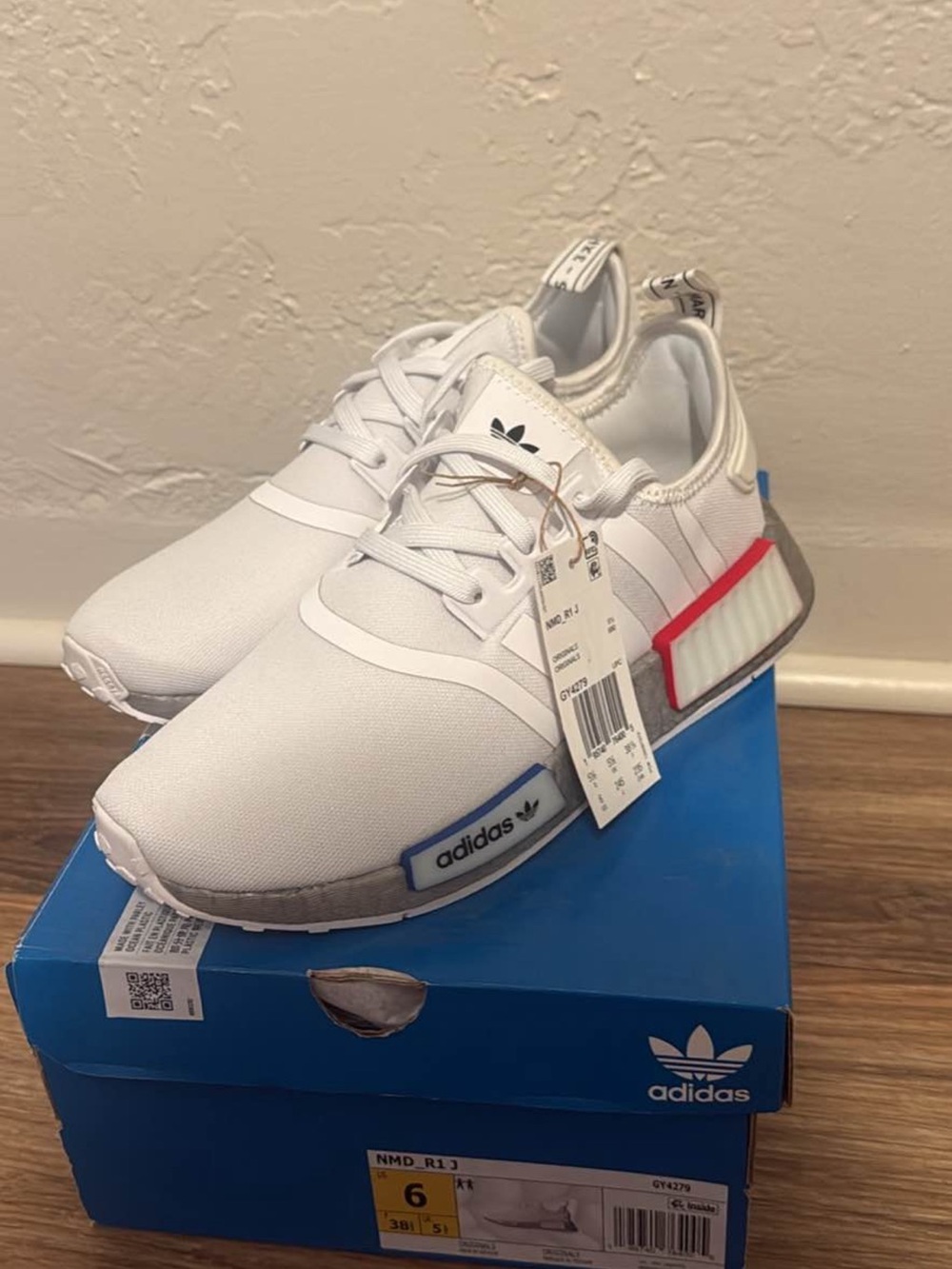 Adidas NMD R1